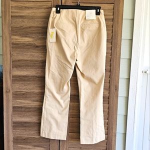 NWT stretchy elegant pencil light cream pants cotton spandax size S 4/Regular